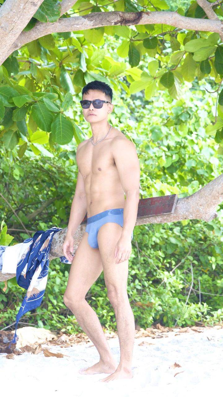 เรือนกายชายหนุ่ม23