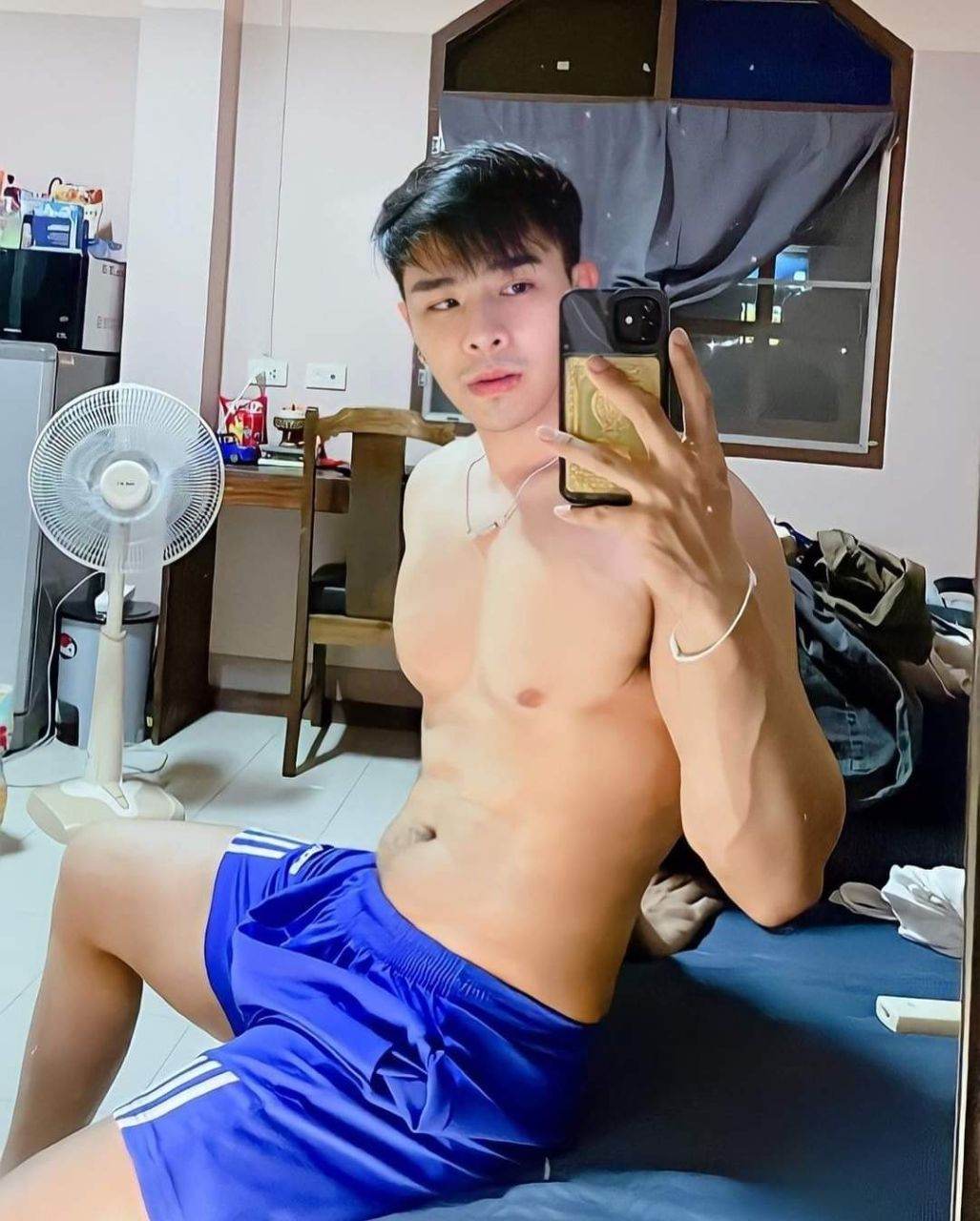 เรือนกายชายหนุ่ม27