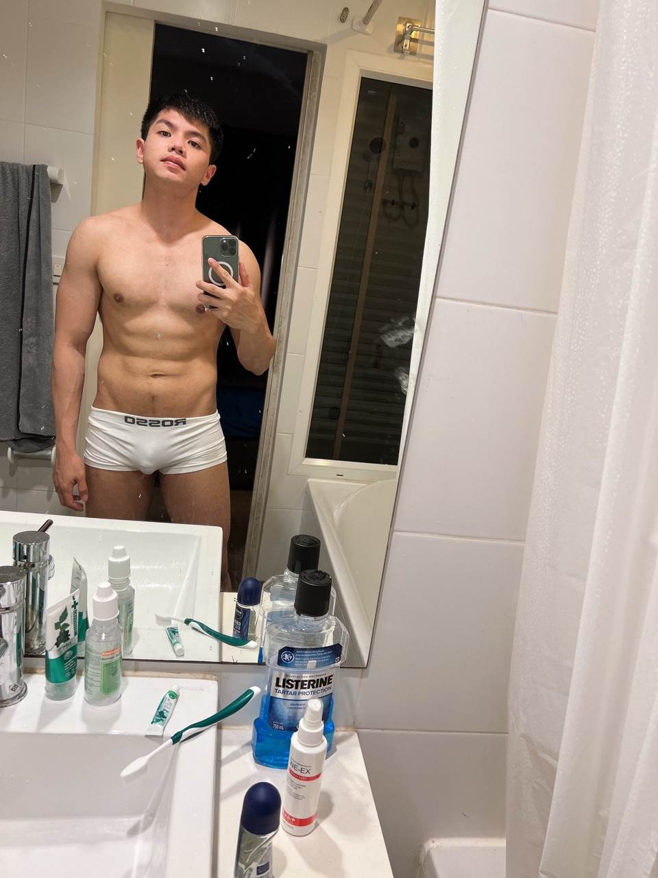 จันทร์สดใส