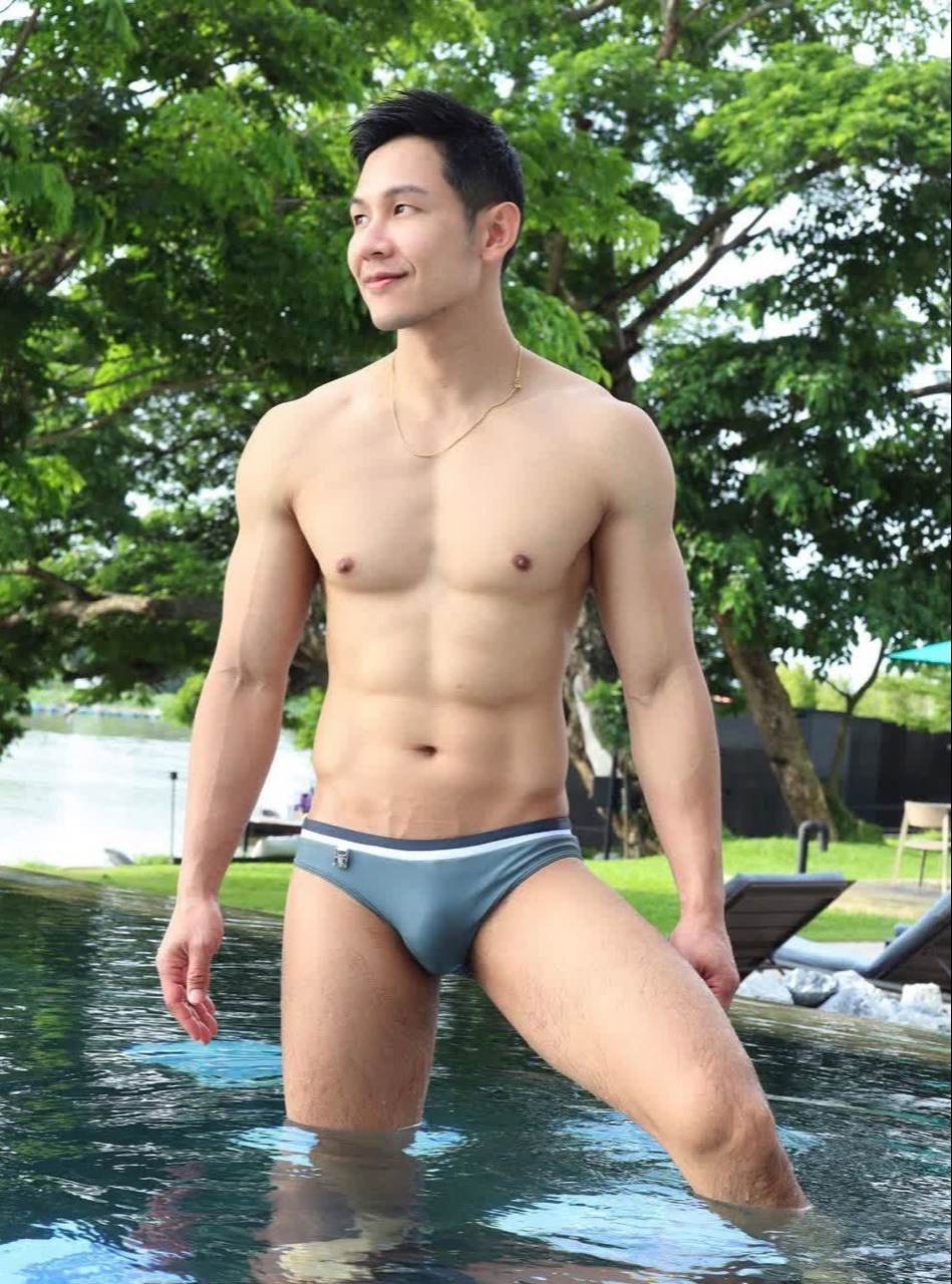 จันทร์สดใส