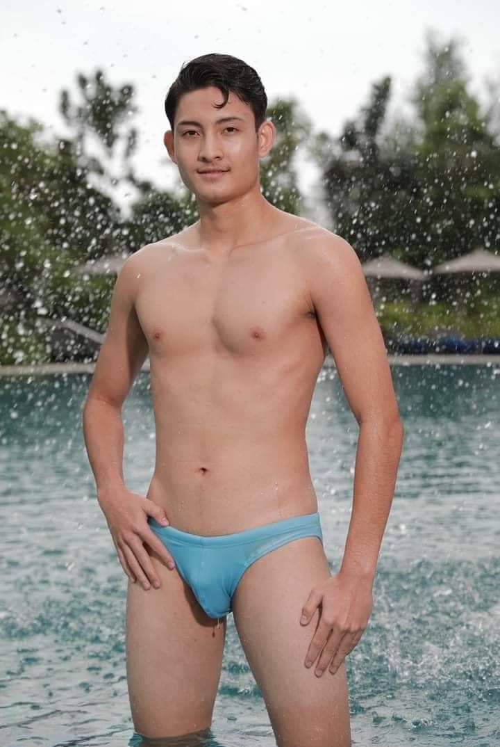 เรือนกายชายหนุ่ม43