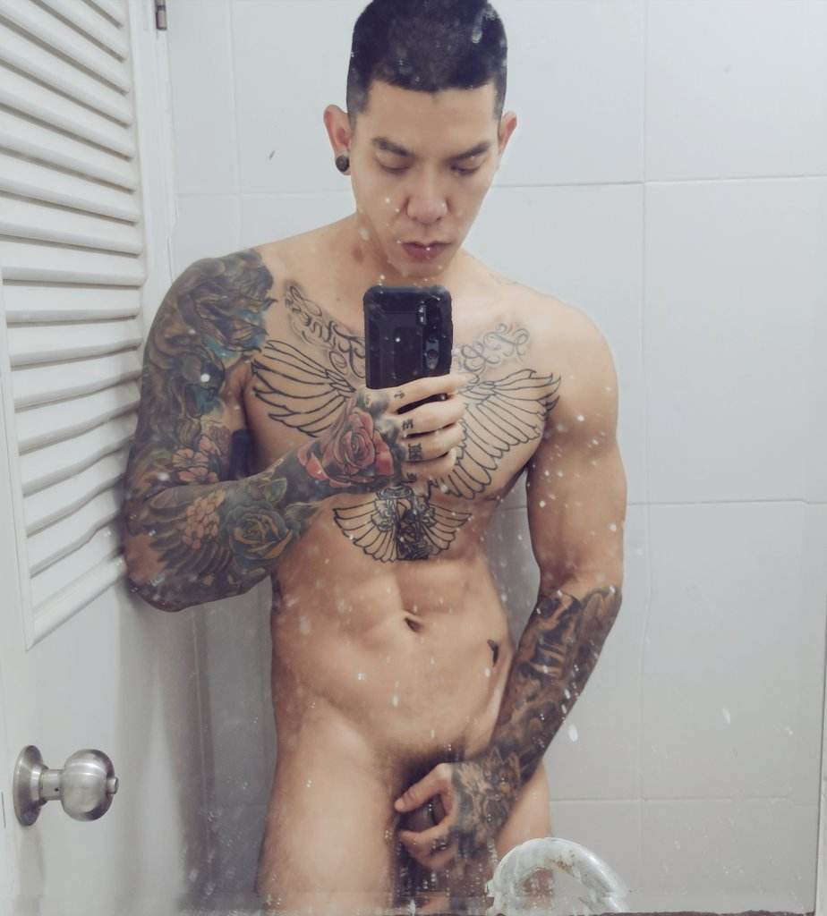 เรือนกายชายหนุ่ม45