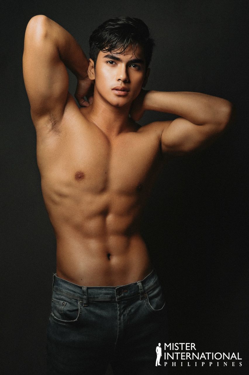 ผู้เข้าประกวดMister International Philippines 4/4