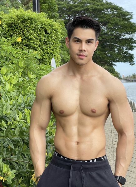 หลงผู้หนักมาก