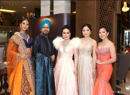 งานอีเว้นท์ Club Hi-class ธีม  "มหาเศรษฐีดูไบ"