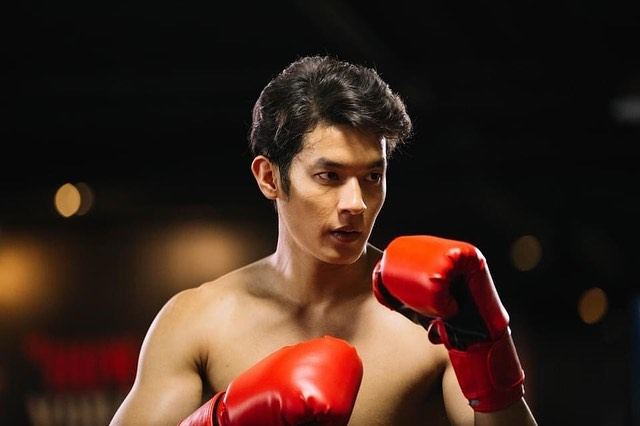ผู้หล่อต้องขอเลีย