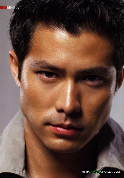 หล่อเข้มไทยๆ