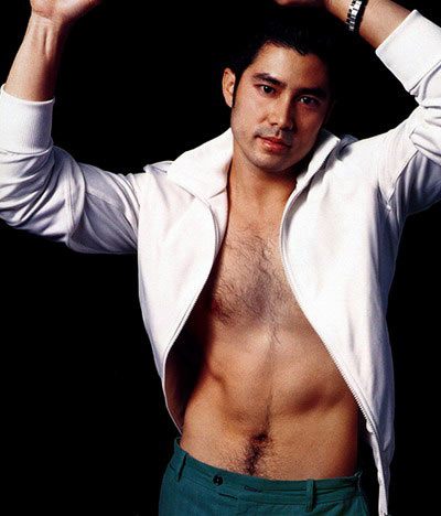 หล่อเข้มไทยๆ