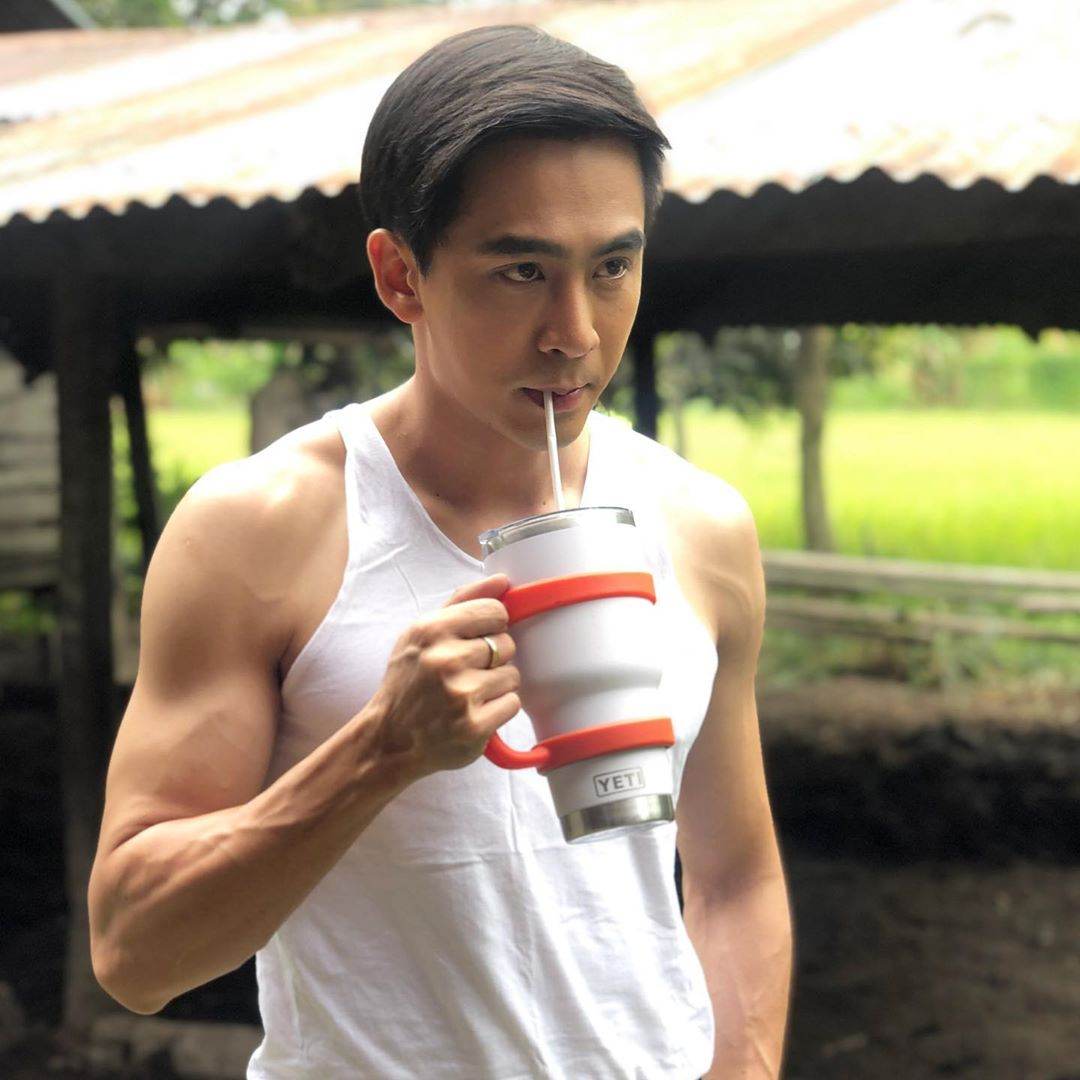 หล่อเข้มไทยๆ
