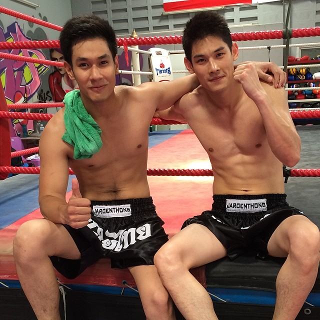 ชวนทะลัก