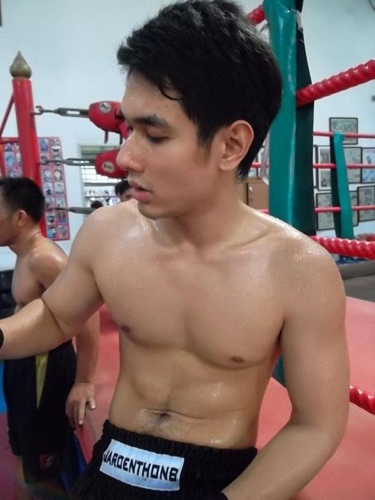 ชวนทะลัก