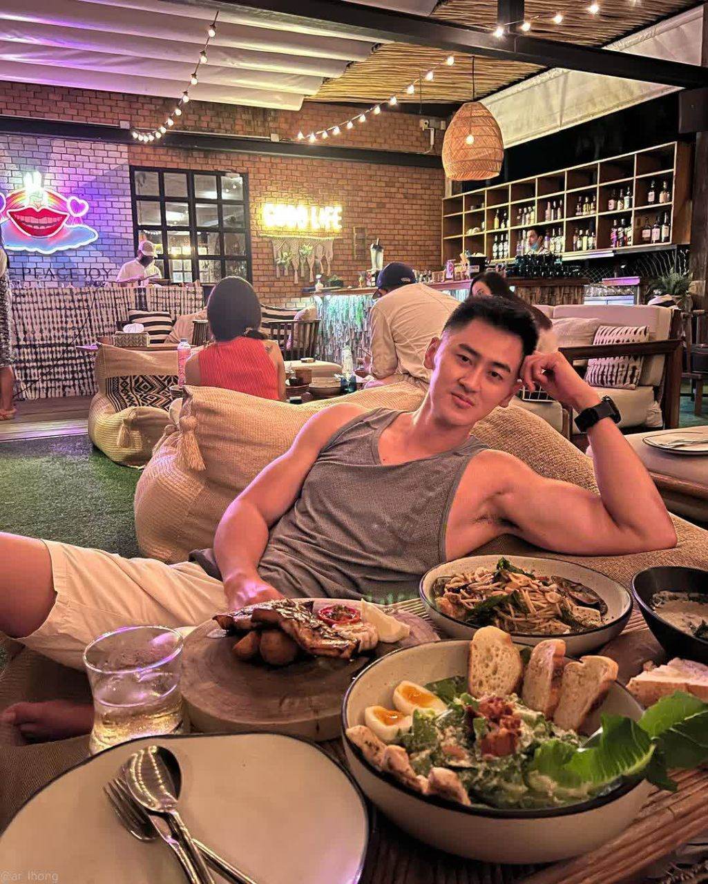 รัก