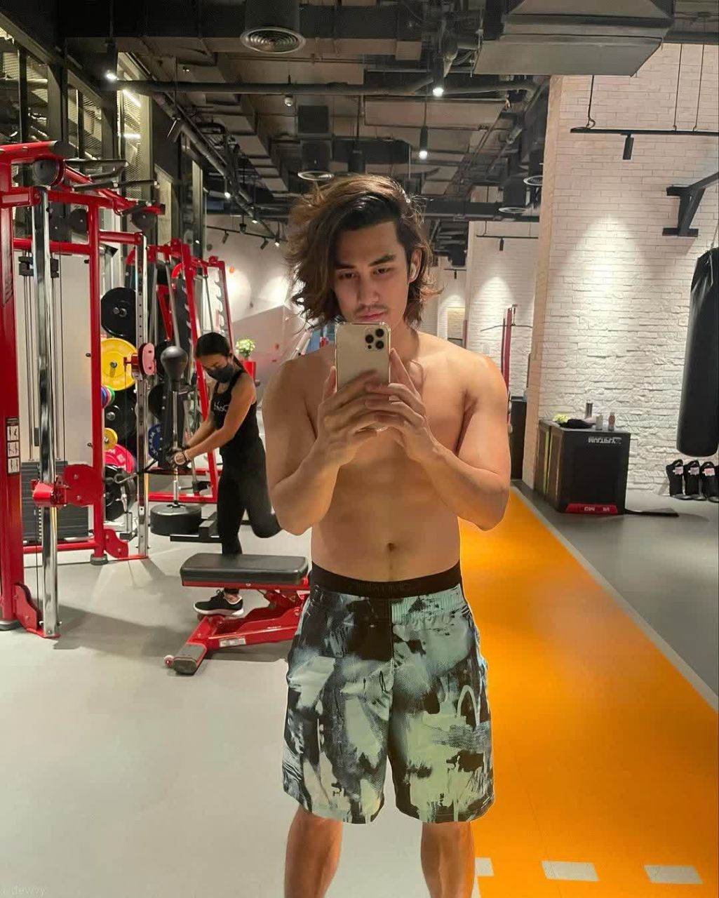 รัก