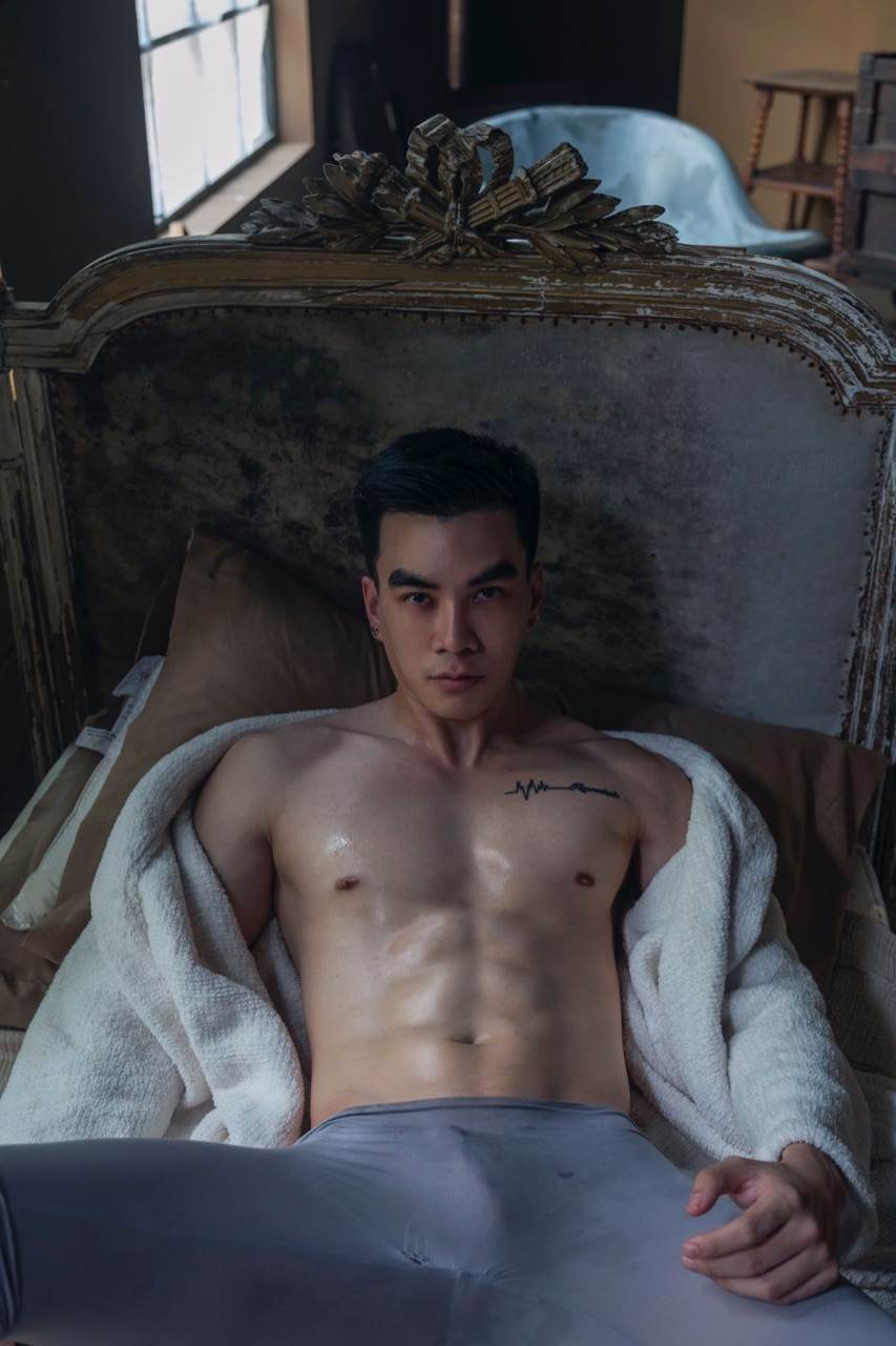 อาทิตย์สุขสันต์