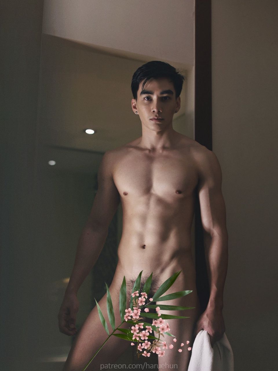 ดูเพลินๆก่อนเดินเข้าห้องน้ำ