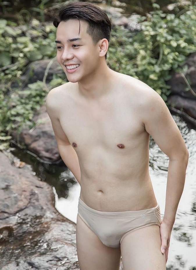 ดูเพลินๆก่อนเดินเข้าห้องน้ำ7
