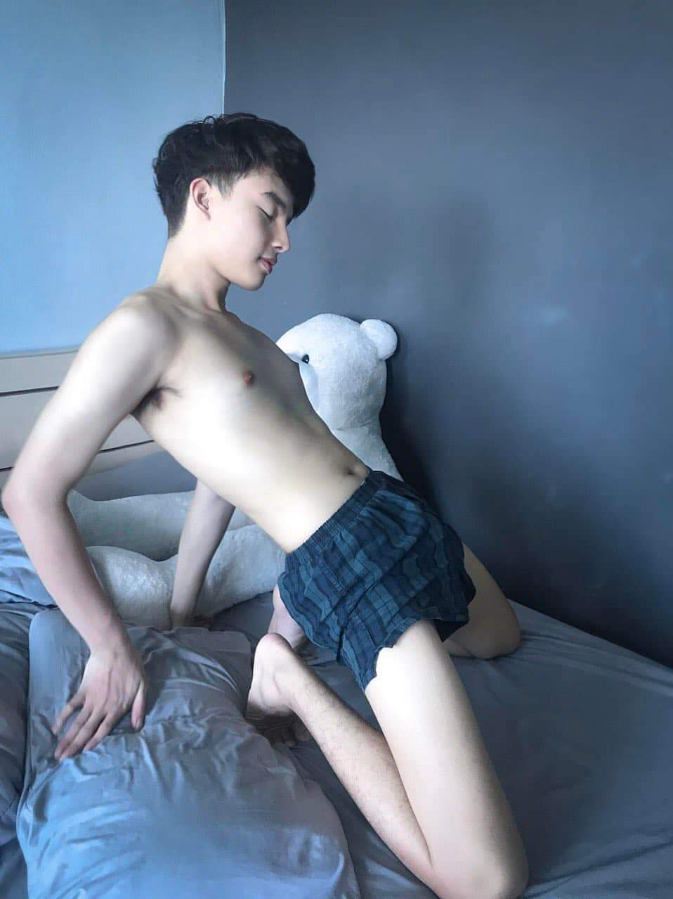 ดูเพลินๆก่อนเดินเข้าห้องน้ำ15
