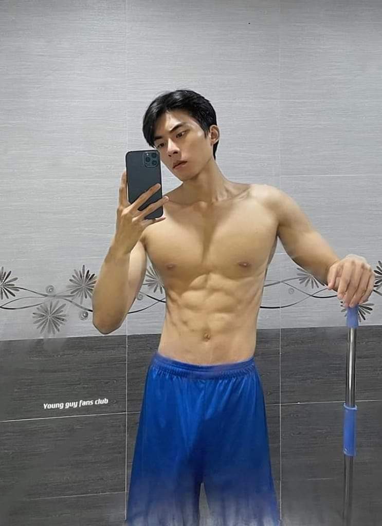 ดูเพลินๆก่อนเดินเข้าห้องน้ำ18