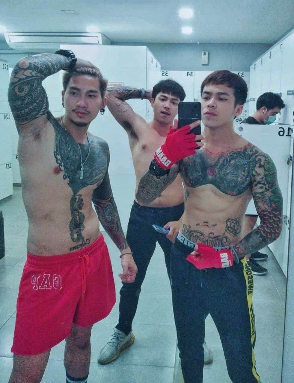 ดูเพลินๆก่อนเดินเข้าห้องน้ำ20