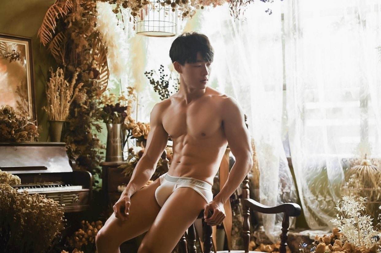 ดูเพลินๆก่อนเดินเข้าห้องน้ำ21