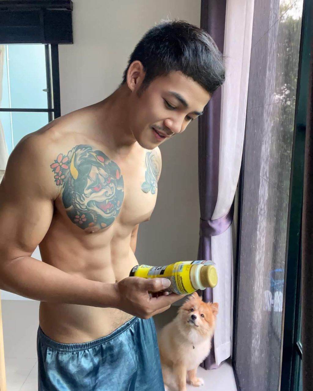 ดูเพลินๆก่อนเดินเข้าห้องน้ำ28