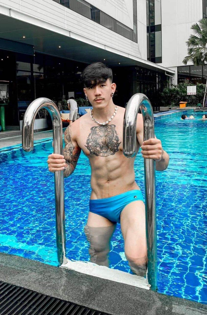 ดูเพลินๆก่อนเดินเข้าห้องน้ำ29