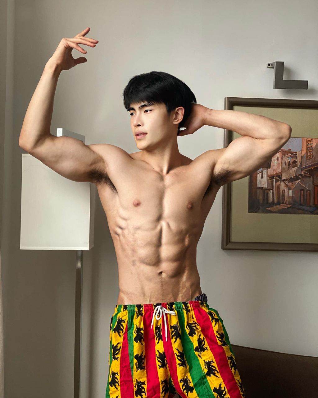 ดูเพลินๆก่อนเดินเข้าห้องน้ำ31