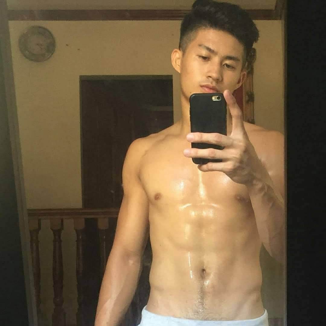 ดูเพลินๆก่อนเดินเข้าห้องน้ำ34