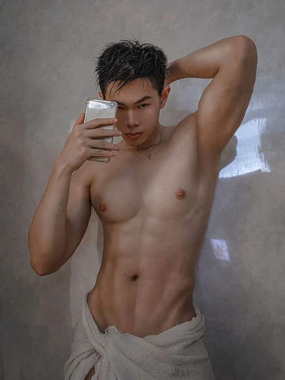 ดูเพลินๆก่อนเดินเข้าห้องน้ำ37