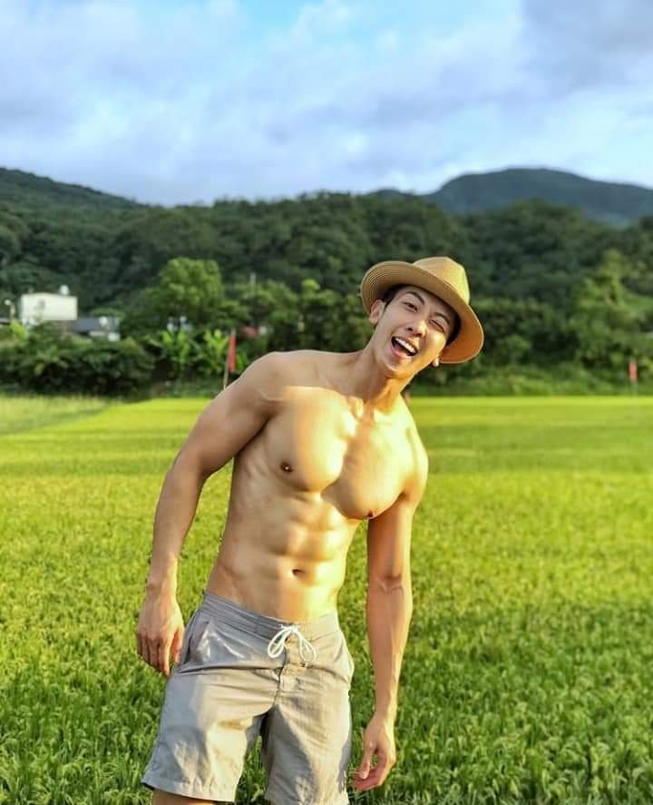 ดูเพลินๆก่อนเดินเข้าห้องน้ำ