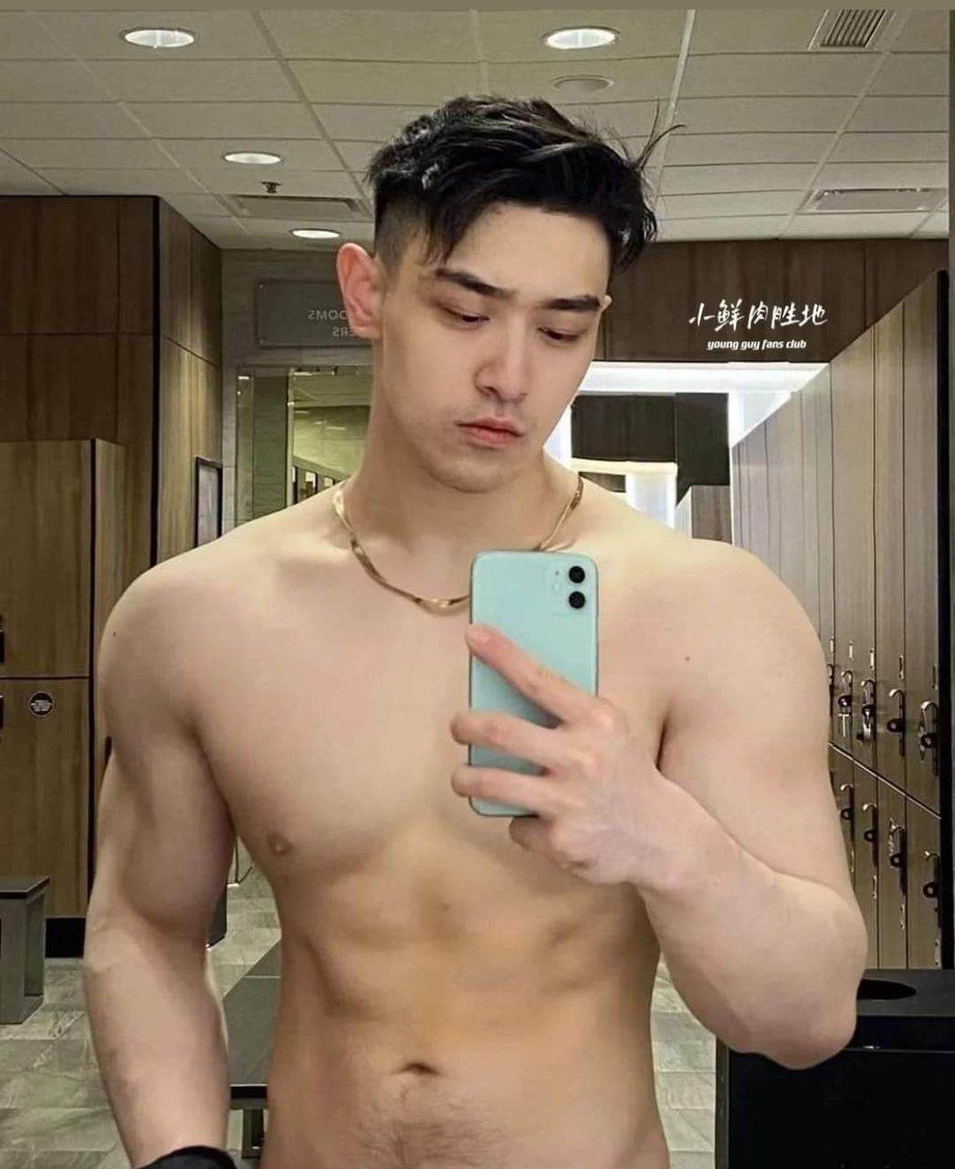 ดูเพลินๆก่อนเดินเข้าห้องน้ำ39