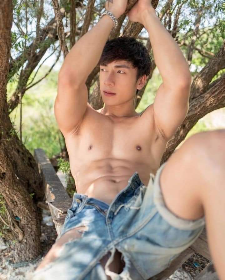 ดูเพลินๆก่อนเดินเข้าห้องน้ำ39