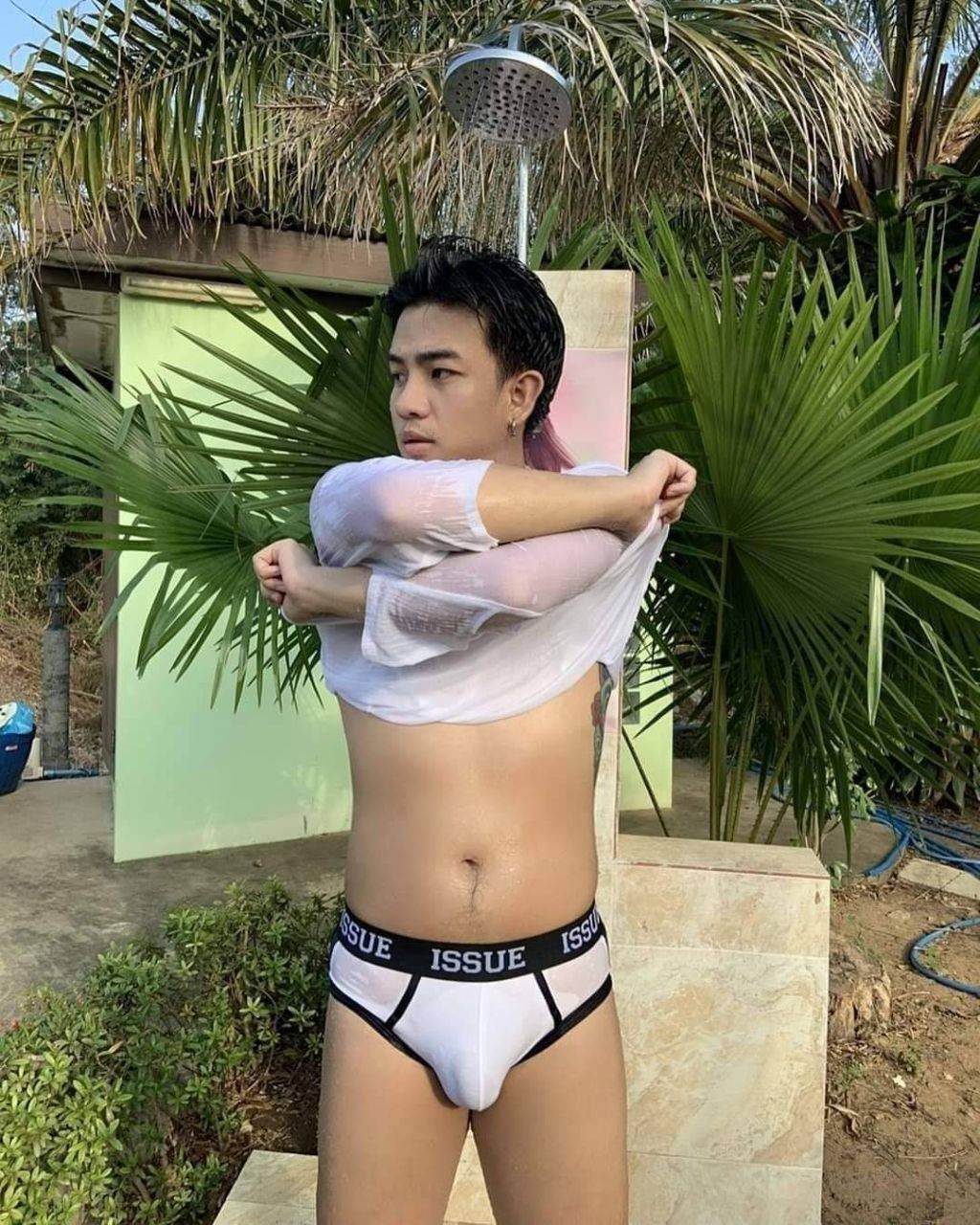ดูเพลินๆก่อนเดินเข้าห้องน้ำ45