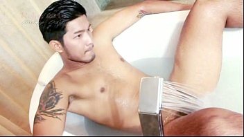 ชายพุ่งปรี๊ดซี๊ดส์รัวๆ