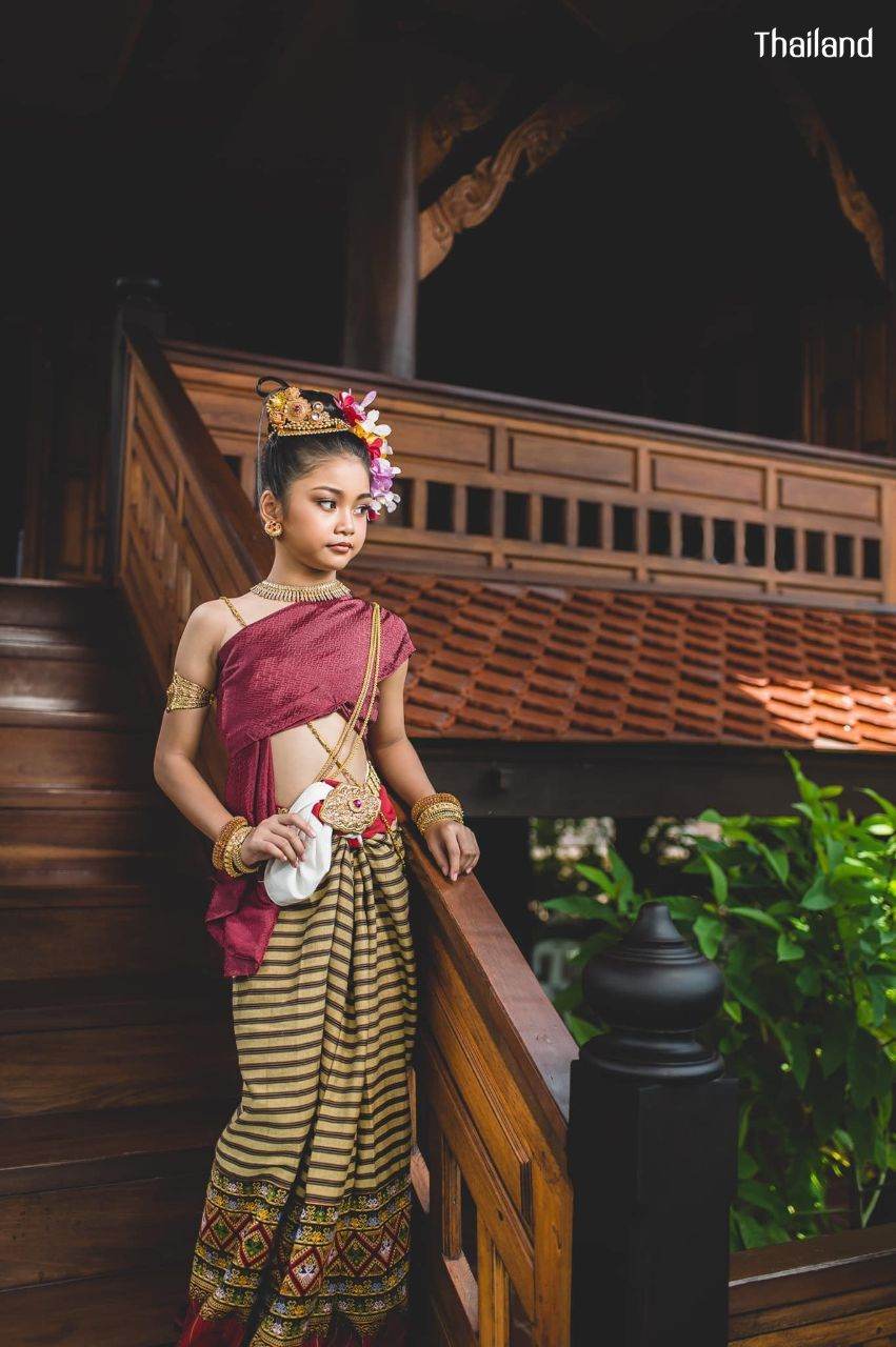 Tai Yuan Ethnic: Lanna Traditional Dress | THAILAND 🇹🇭