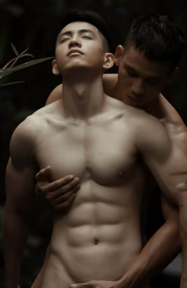 ผัวซ่อนผัว