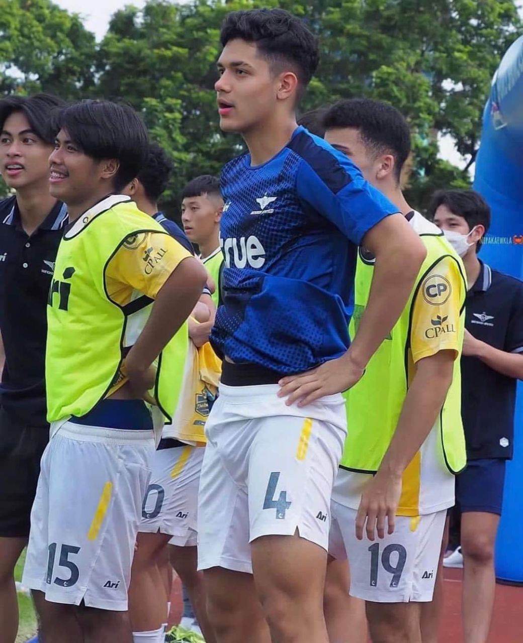 ดูเพลินๆก่อนเดินเข้าห้องน้ำ46