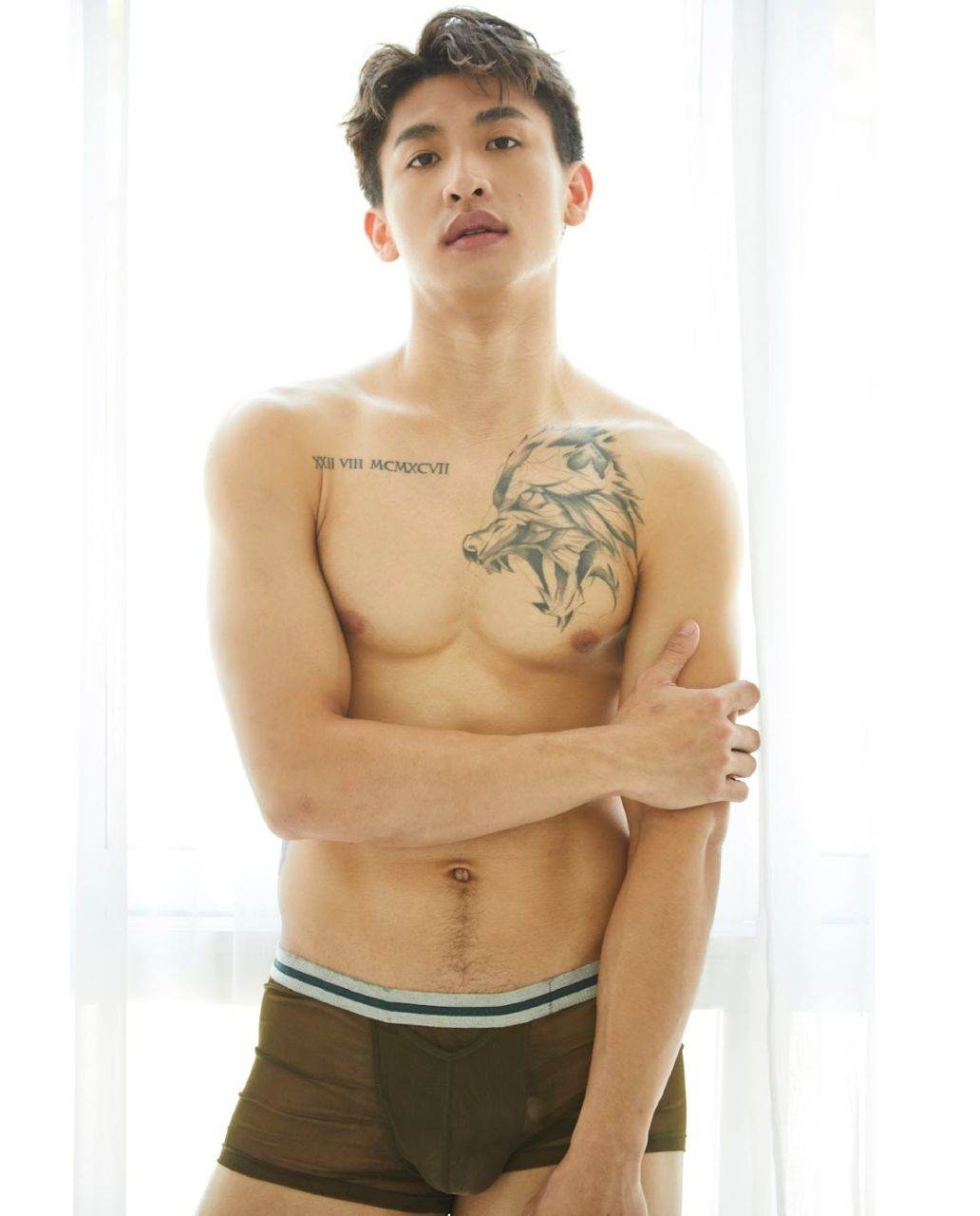 หนุ่มหล่อขึ้นปก 1104.6