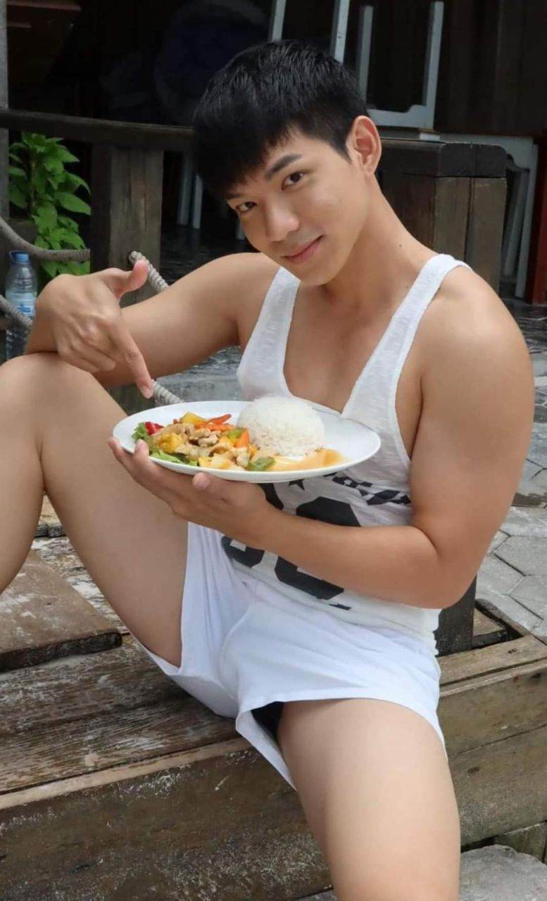 ดูเพลินน้ำเดินแล้วนะ