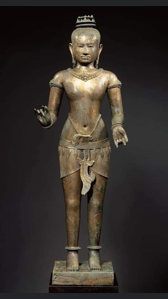Golden Boy or Jayavarman VI Statue | THAILAND ðđð