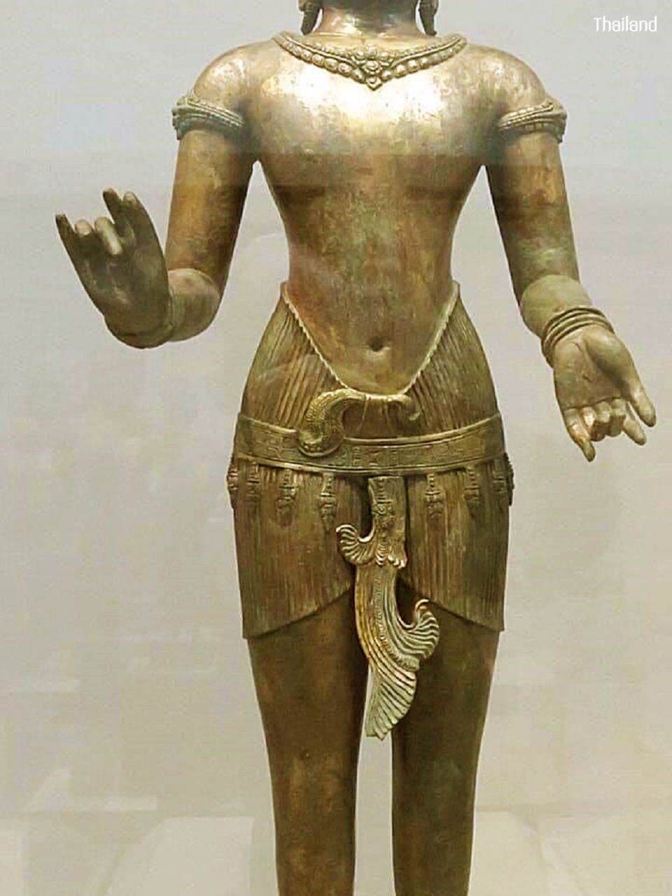 Golden Boy or Jayavarman VI Statue | THAILAND ðđð