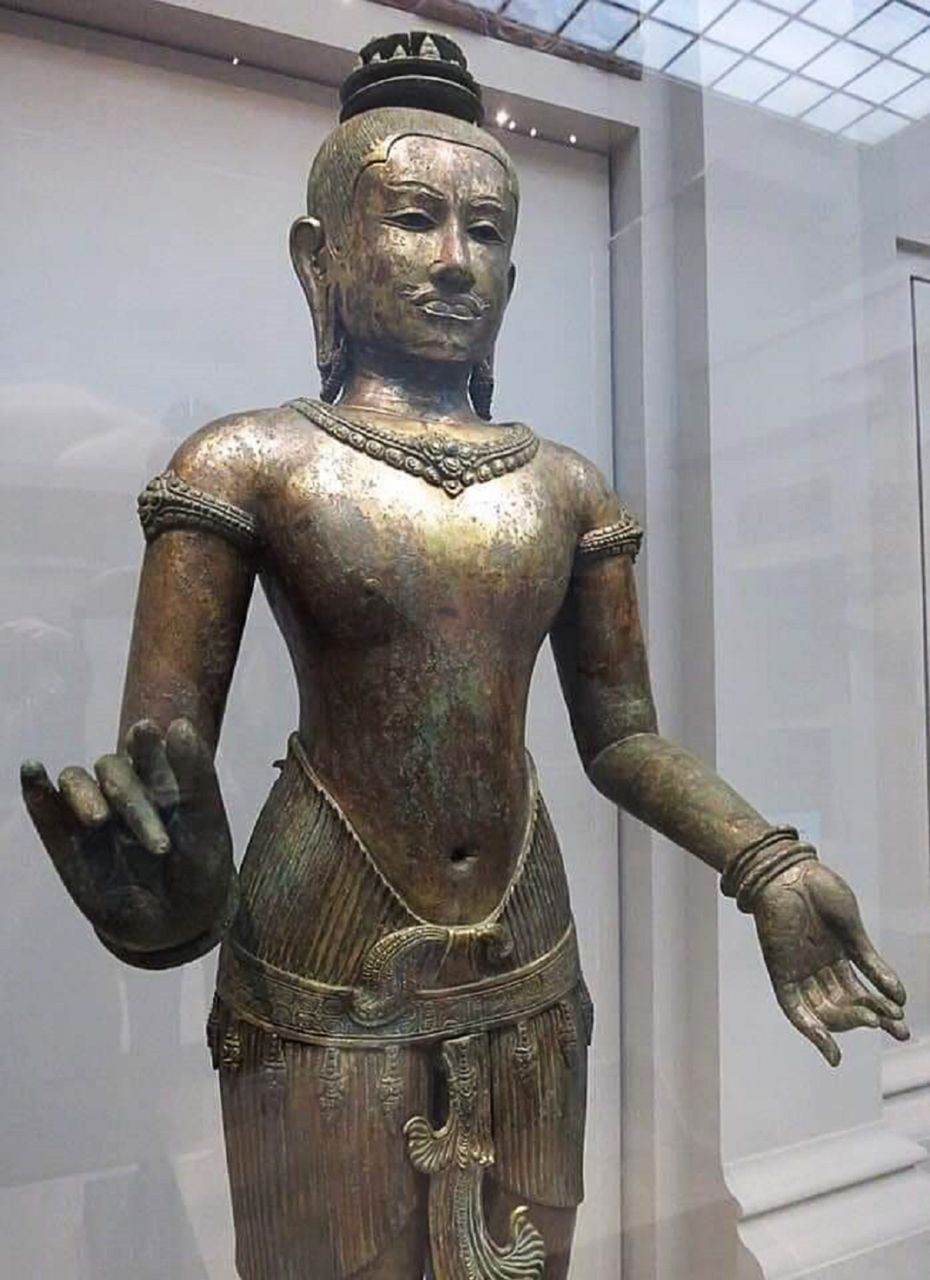 Golden Boy or Jayavarman VI Statue | THAILAND ðđð