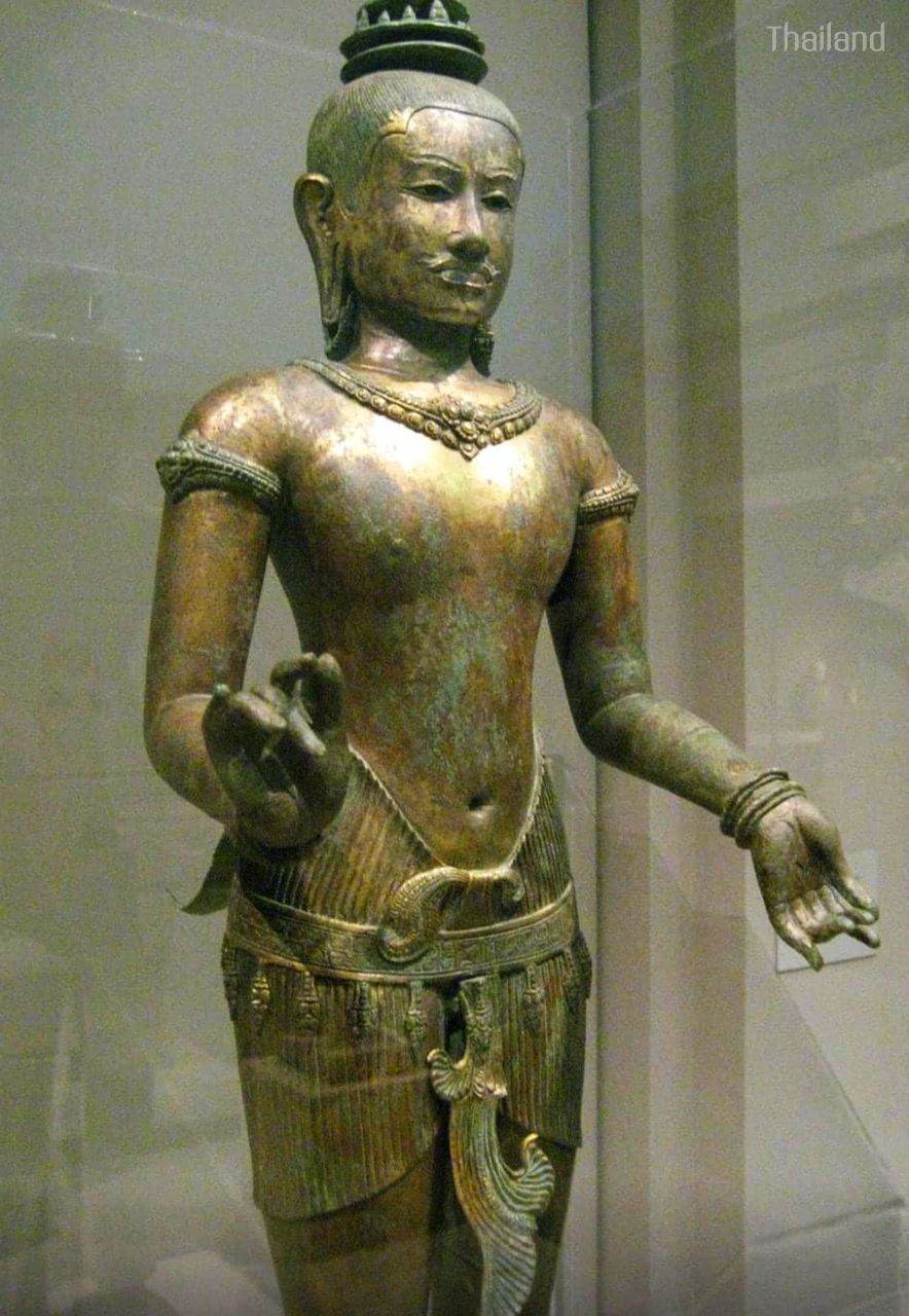 Golden Boy or Jayavarman VI Statue | THAILAND ðđð