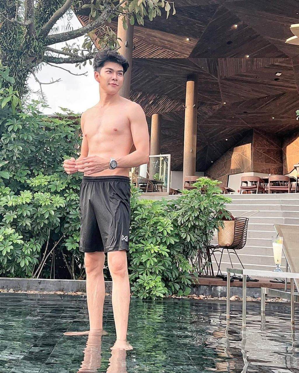ดูเพลินน้ำเดินแล้วนะ11