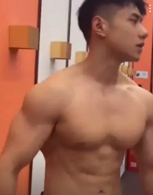 แอบเสร็จ...
