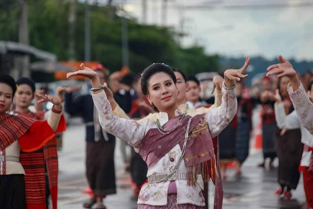 ดีต่อใจ#2403งานแห่เทียนเข้าพรรษาภูไท อ.เขาวง ปี2565