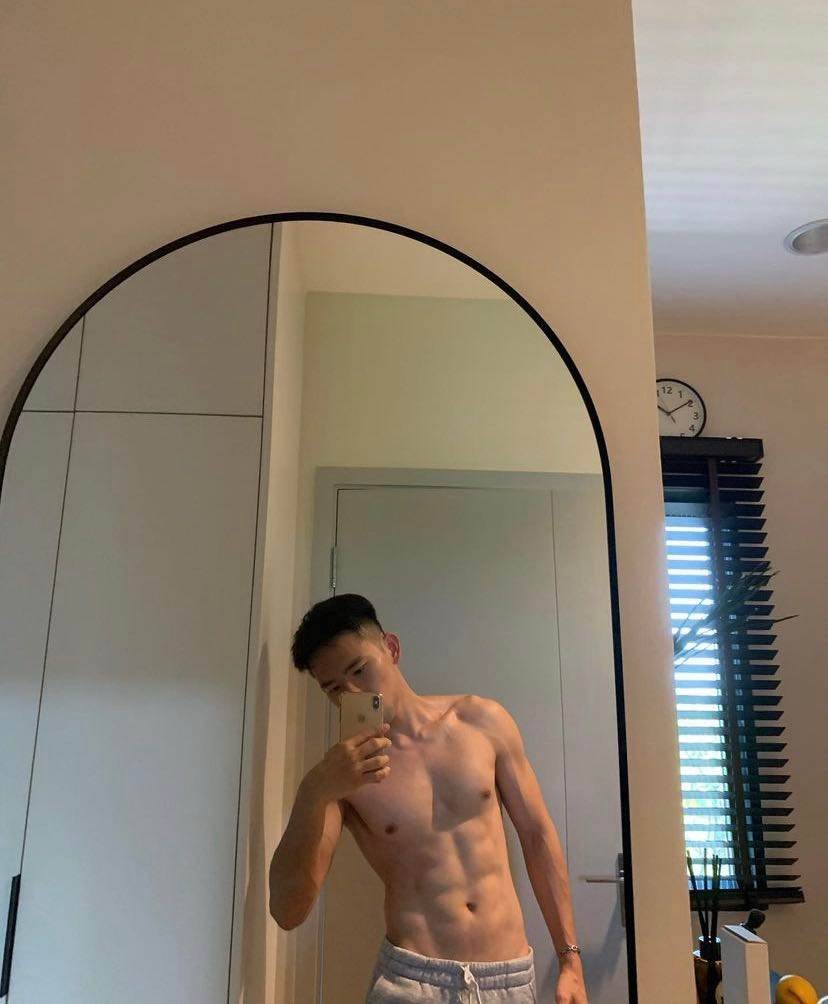 ถอดโชว์เรือนร่าง 2792