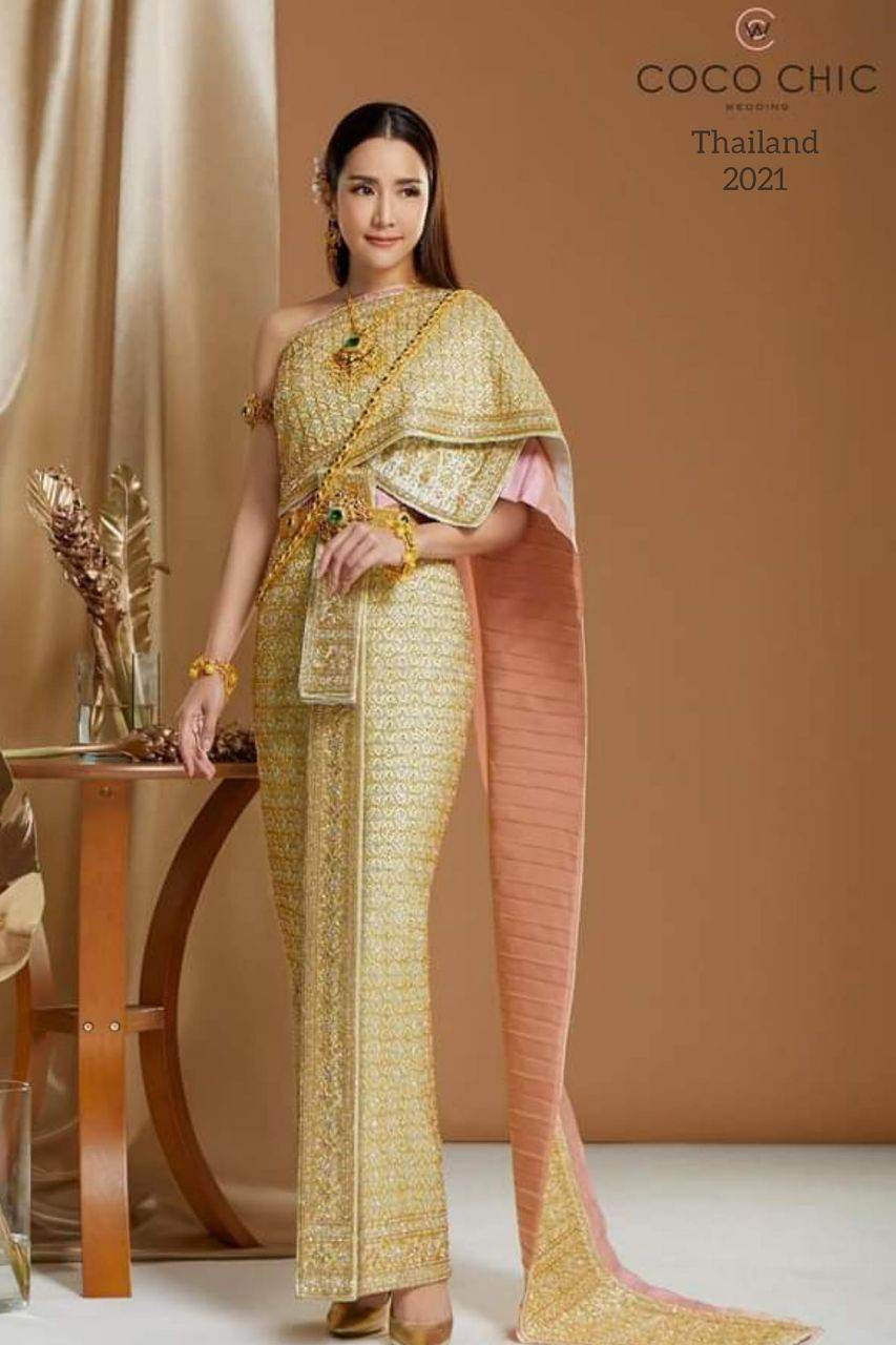 THAI CHAKKRAPHAT DRESS: Thai national costume | THAILAND 🇹🇭