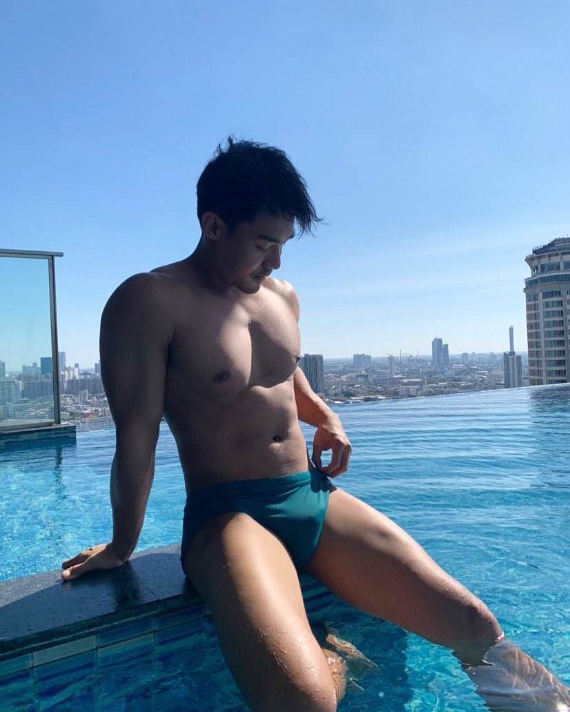 เสาร์พาเพลิน
