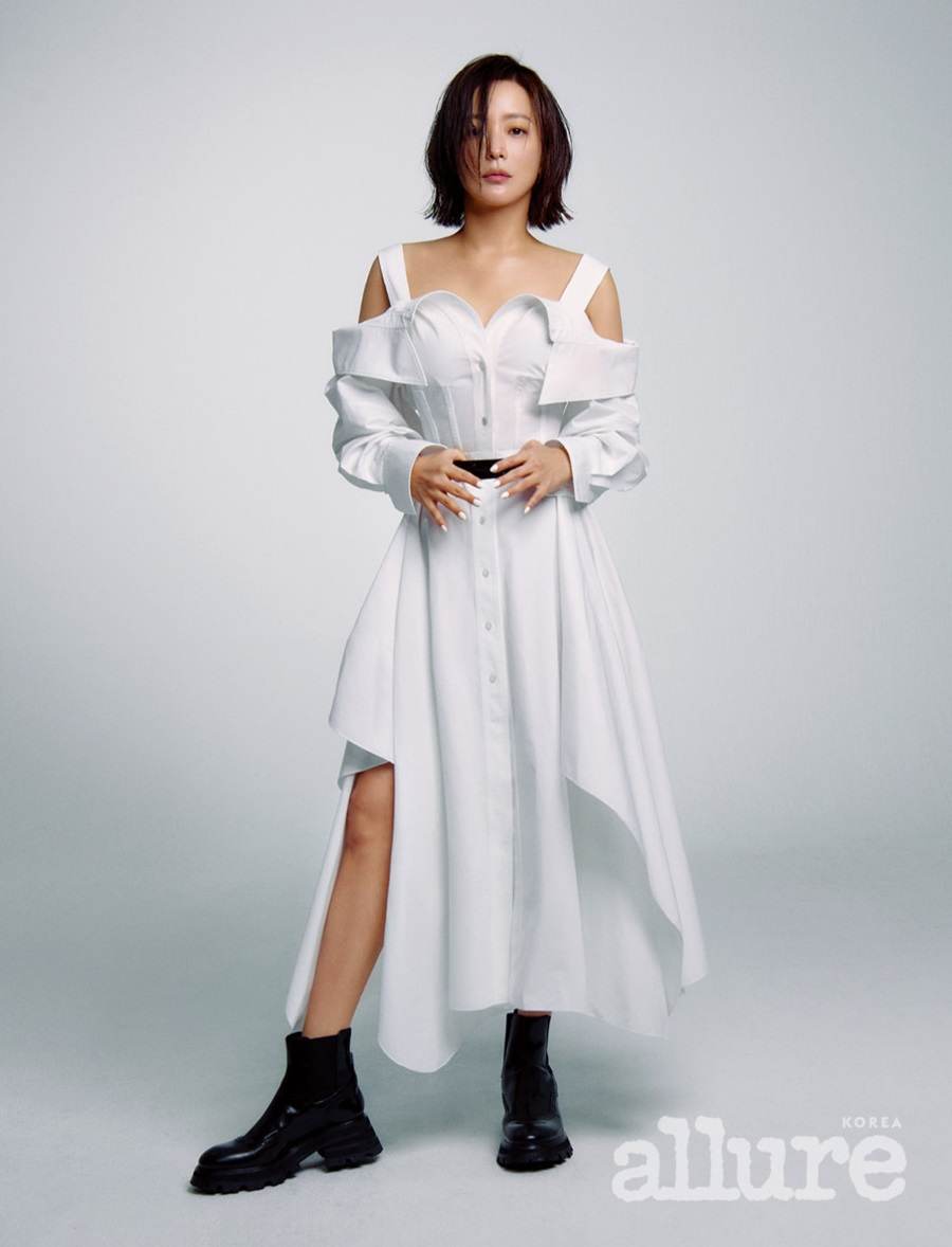 Kim Hee Sun @ allure Korea July 2022